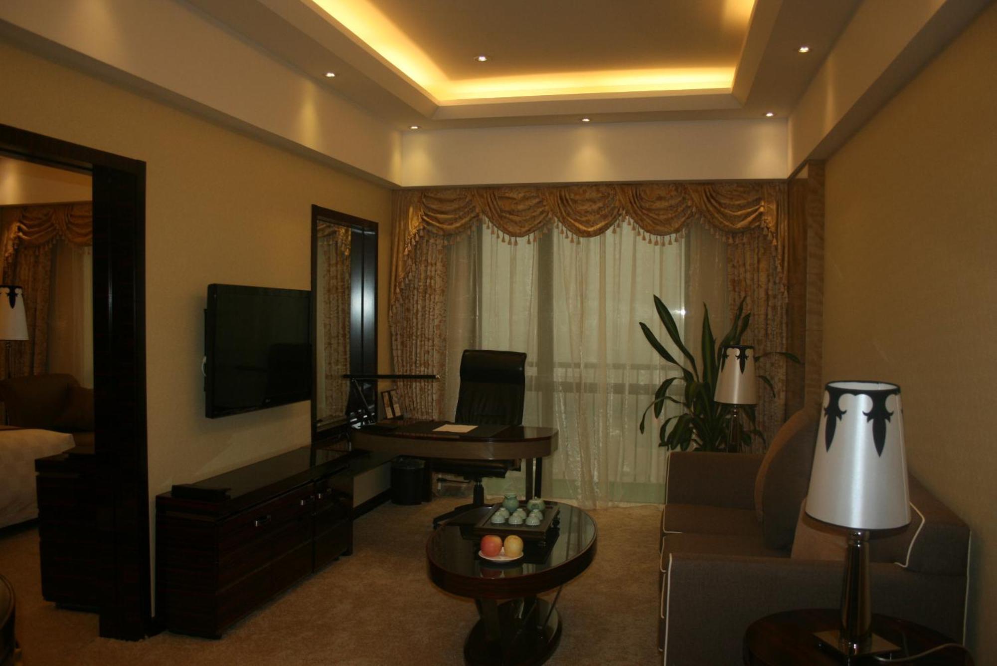 Zhengzhou Jianguo Hotel Exteriör bild